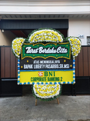 Papan Bunga Duka di Huta Bayu Raja