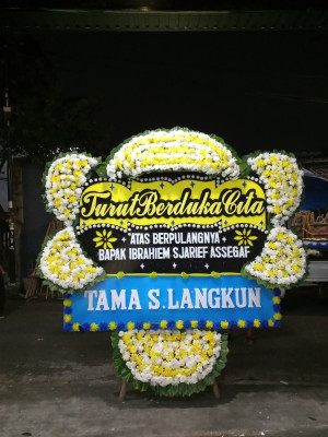 Papan Bunga Duka di Huta Bayu Raja